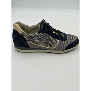 Womens Bocage Lucie Trainers Size 6